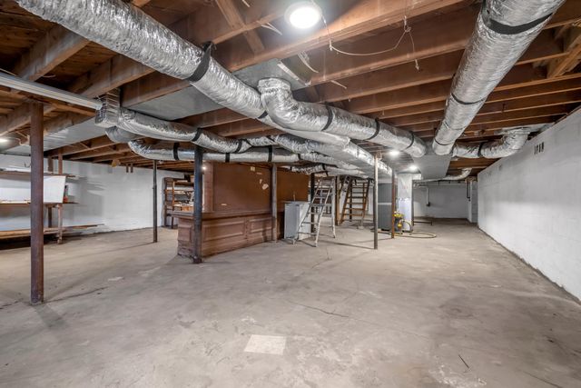 44 Horseshoe Drive, Paris, KY 40361