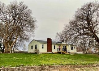 44 Horseshoe Drive, Paris, KY 40361