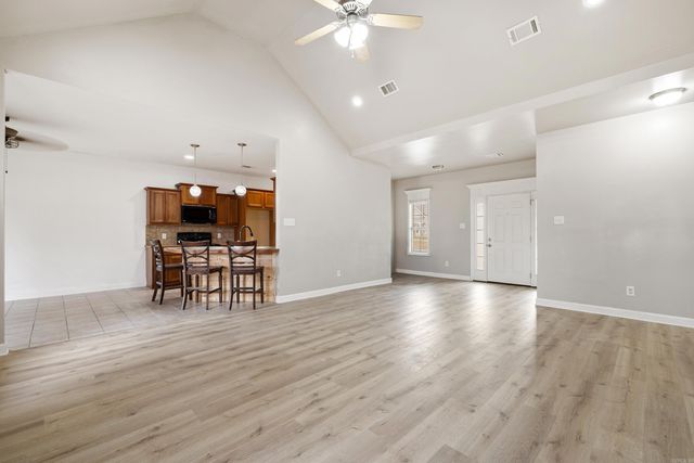 4177 Lonesome Oak Loop, Hensley, AR 72160