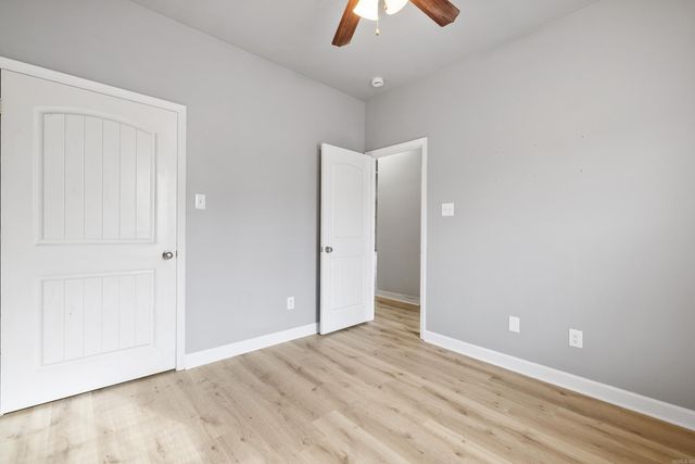 4177 Lonesome Oak Loop, Hensley, AR 72160