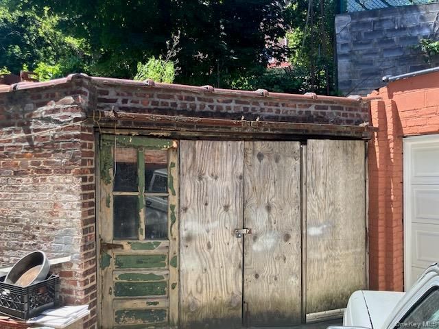 4133 Digney Avenue, Bronx, NY 10466