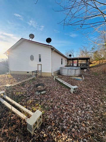 564 Trapp-Goffs Cor Road, Winchester, KY 40391