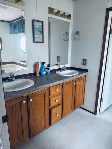 564 Trapp-Goffs Cor Road, Winchester, KY 40391