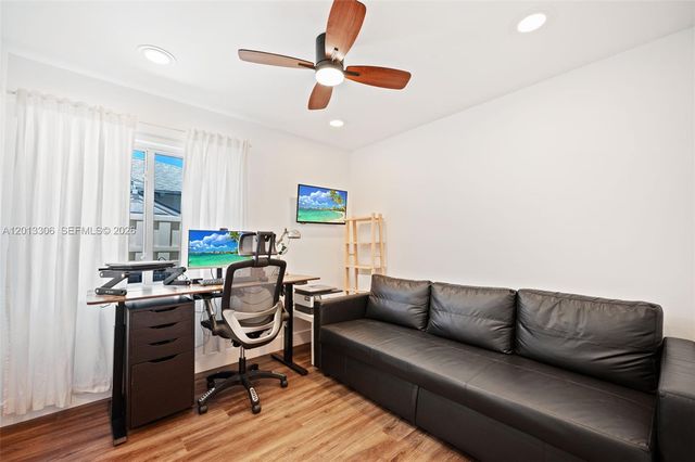 13750 Green Cove Pl, Davie, FL 33325