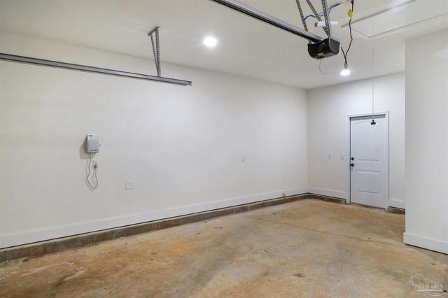 5214 Arrowhead Rd, Pensacola, FL 32507