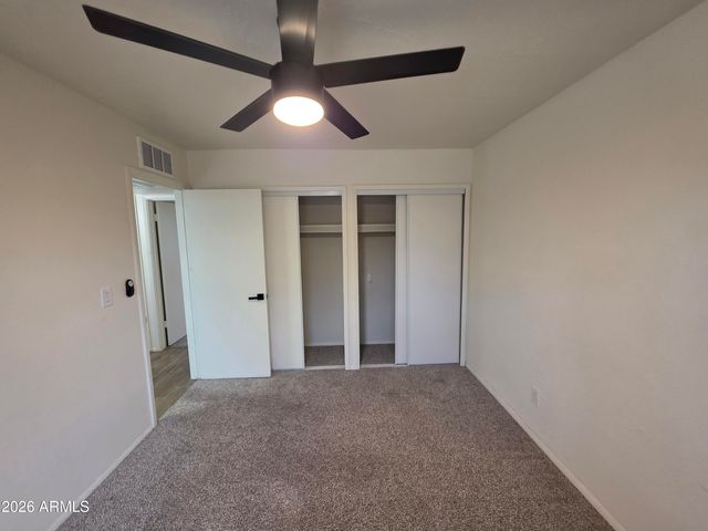 3735 E CLAIRE Drive, Phoenix, AZ 85032