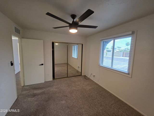 3735 E CLAIRE Drive, Phoenix, AZ 85032