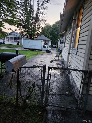 2922 Marshall Avenue, Granite City, IL 62040