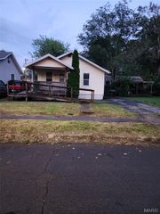 2922 Marshall Avenue, Granite City, IL 62040