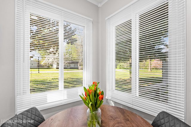 1422 Old Mill Rd, Louisville, KY 40242