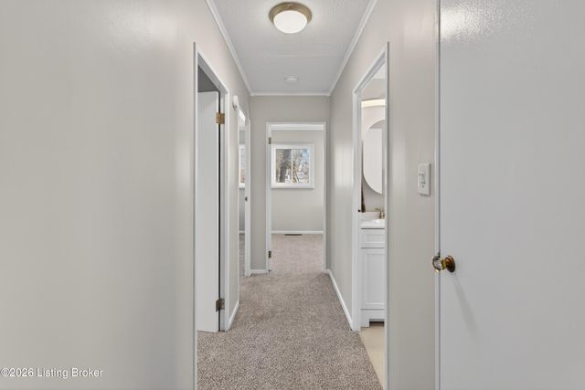 1422 Old Mill Rd, Louisville, KY 40242