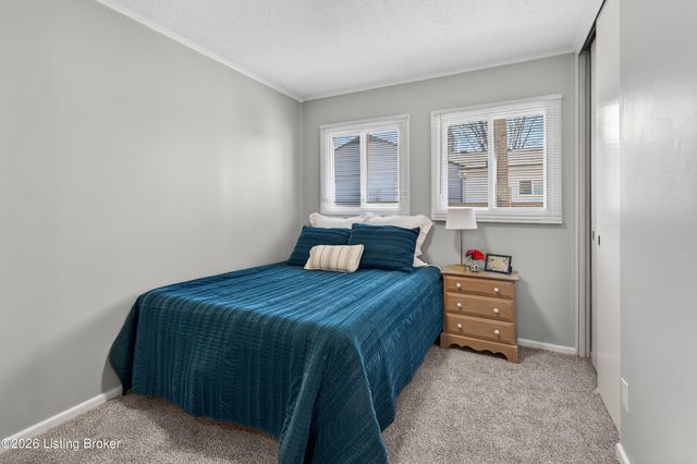 1422 Old Mill Rd, Louisville, KY 40242