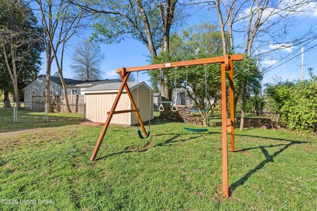 1422 Old Mill Rd, Louisville, KY 40242