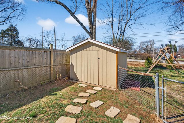 1422 Old Mill Rd, Louisville, KY 40242