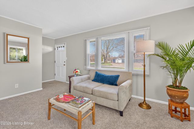 1422 Old Mill Rd, Louisville, KY 40242