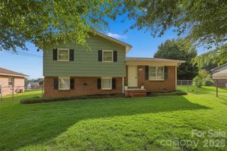1237 Venus Street, Conover, NC 28613