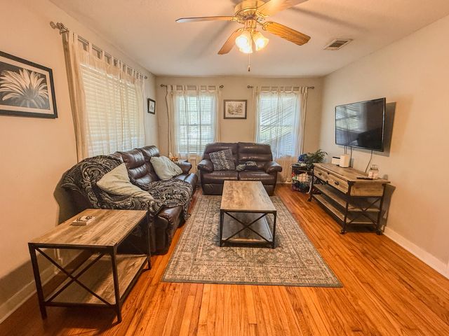 1800 1st Terrace, Hattiesburg, MS 39401