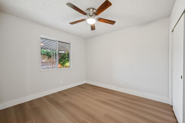 1166 E Goshen Avenue, Fresno, CA 93720