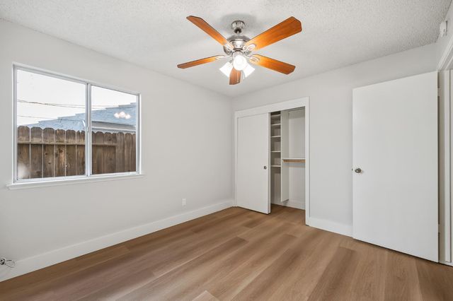 1166 E Goshen Avenue, Fresno, CA 93720