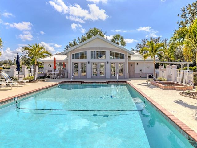 620 CROSSFIELD CIRCLE 38, Venice, FL 34293