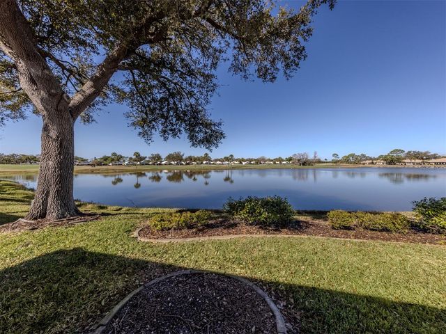 620 CROSSFIELD CIRCLE 38, Venice, FL 34293