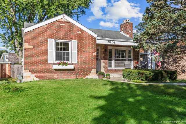9206 S Troy Avenue, Evergreen Park, IL 60805
