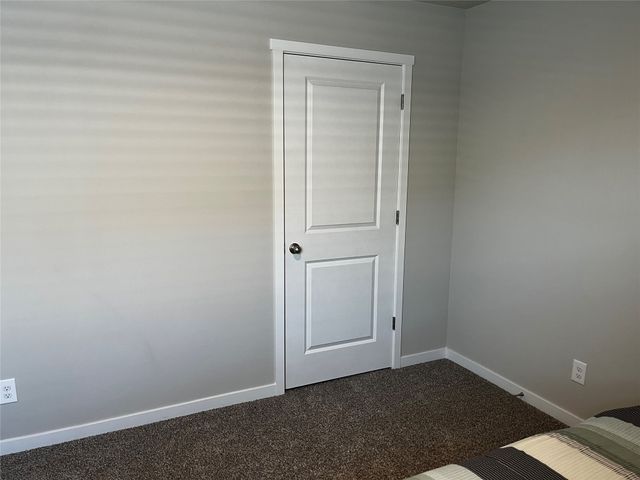 5520 144th Street, Urbandale, IA 50323