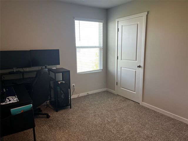 5520 144th Street, Urbandale, IA 50323