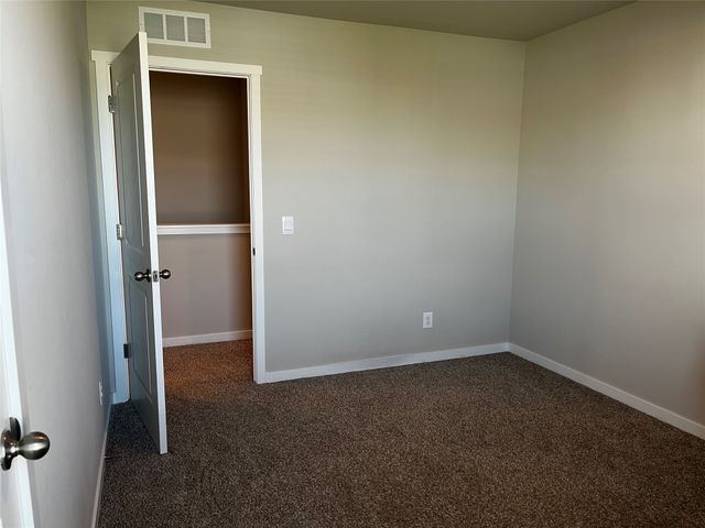 5520 144th Street, Urbandale, IA 50323