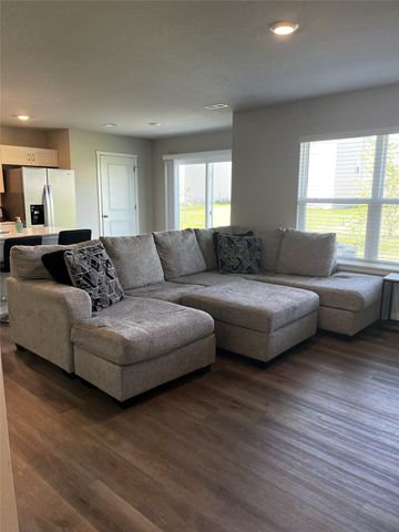 5520 144th Street, Urbandale, IA 50323