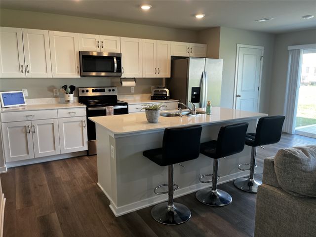 5520 144th Street, Urbandale, IA 50323