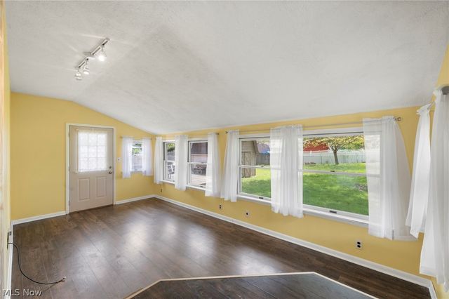 1625 Andrea Drive, Brunswick, OH 44212
