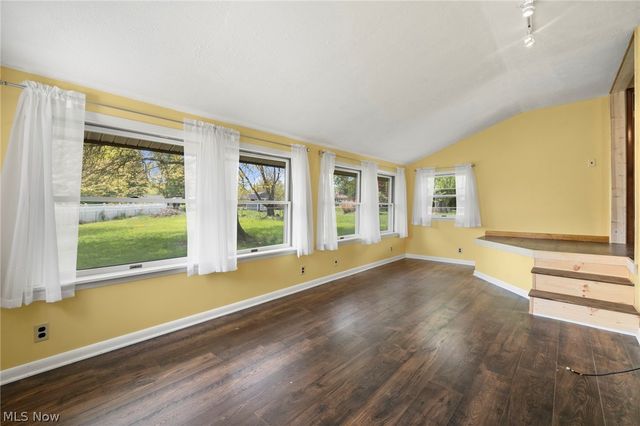 1625 Andrea Drive, Brunswick, OH 44212