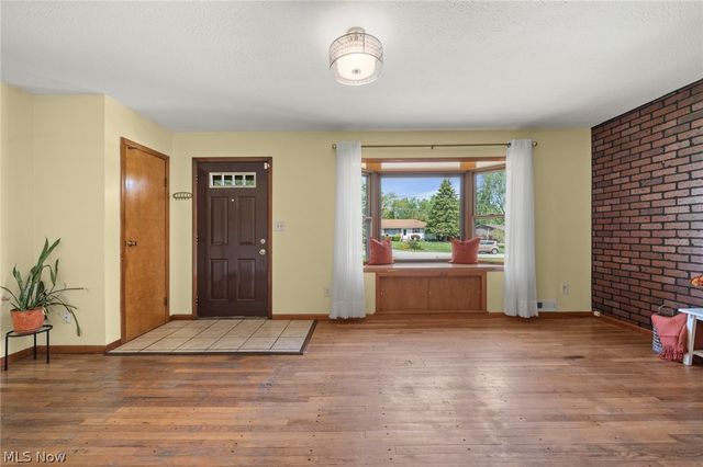 1625 Andrea Drive, Brunswick, OH 44212