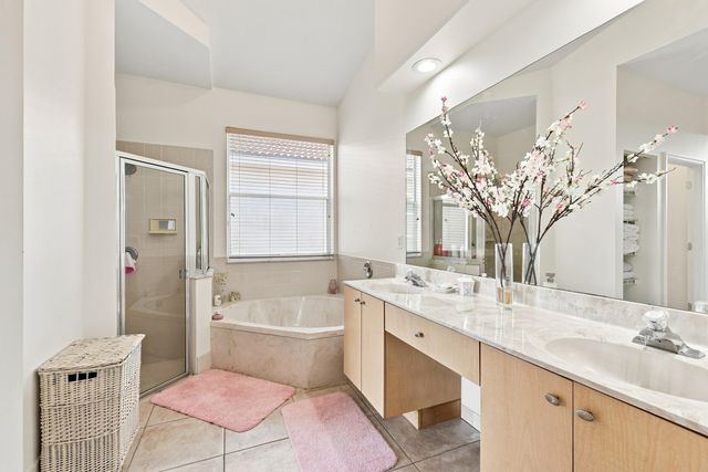 7778 NW 17th Place, Pembroke Pines, FL 33024