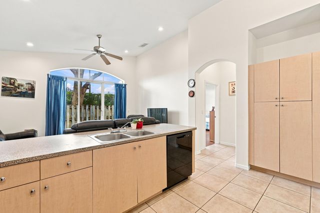 7778 NW 17th Place, Pembroke Pines, FL 33024