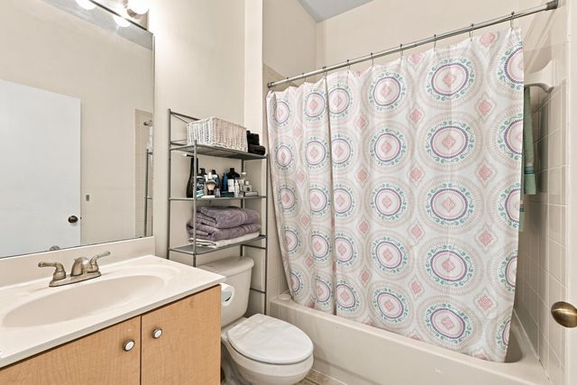 7778 NW 17th Place, Pembroke Pines, FL 33024