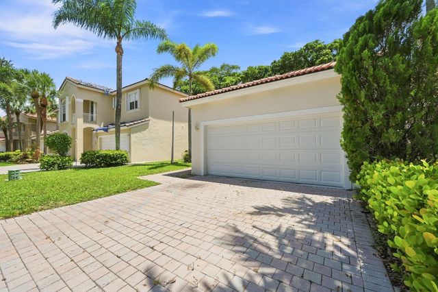 7778 NW 17th Place, Pembroke Pines, FL 33024
