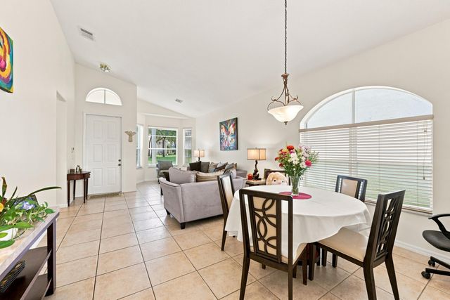 7778 NW 17th Place, Pembroke Pines, FL 33024
