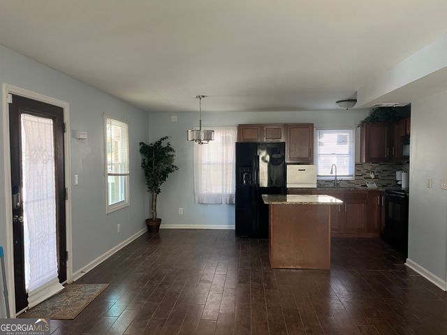 2894 Randall Street, East Point, GA 30344