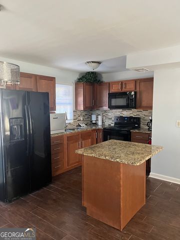 2894 Randall Street, East Point, GA 30344