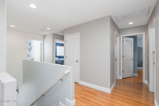 7220 Windswept Loop, Sparks, NV 89436