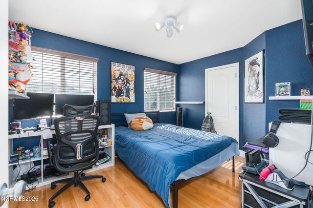 7220 Windswept Loop, Sparks, NV 89436