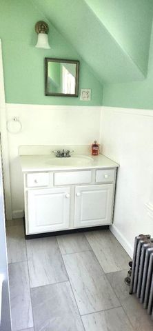 968 S Franklin St 2, Holbrook, MA 02343