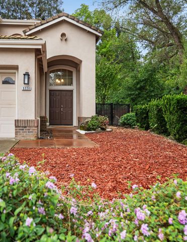 3220 Camelot Dr, Rocklin, CA 95765
