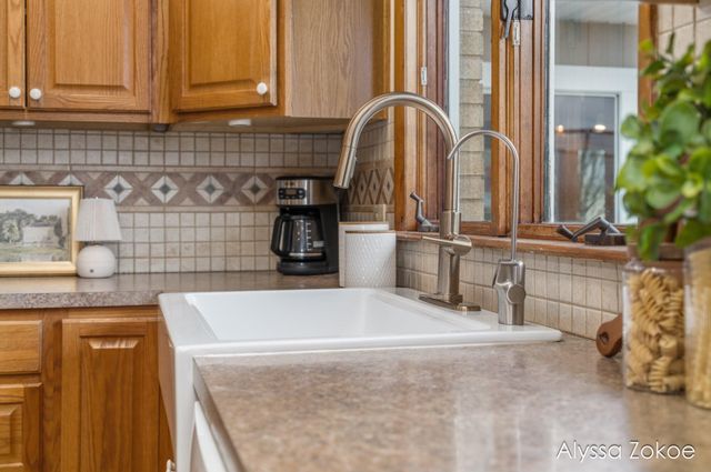 13512 24th Avenue, Marne, MI 49435