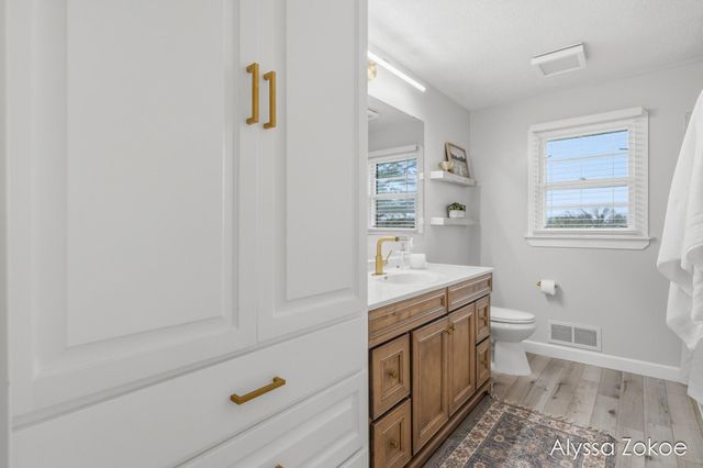 13512 24th Avenue, Marne, MI 49435