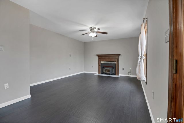 178 Mirra Drive, Groton, CT 06340