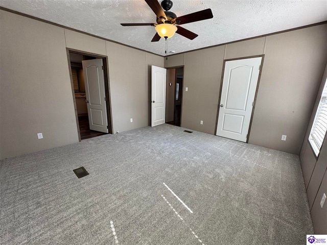 3883 Woodland Road, Vine Grove, KY 40175