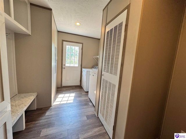 3883 Woodland Road, Vine Grove, KY 40175